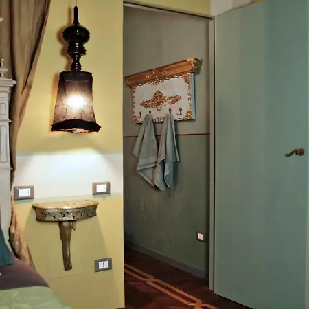 L'ape Regina Apartment *