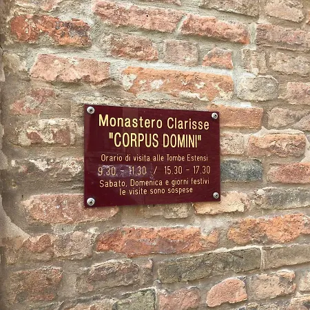 L'ape Regina * Ferrara