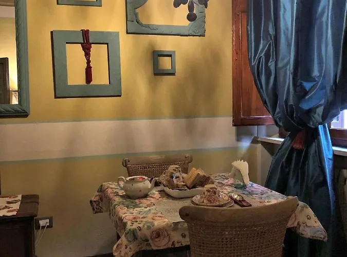 L'ape Regina Ferrara