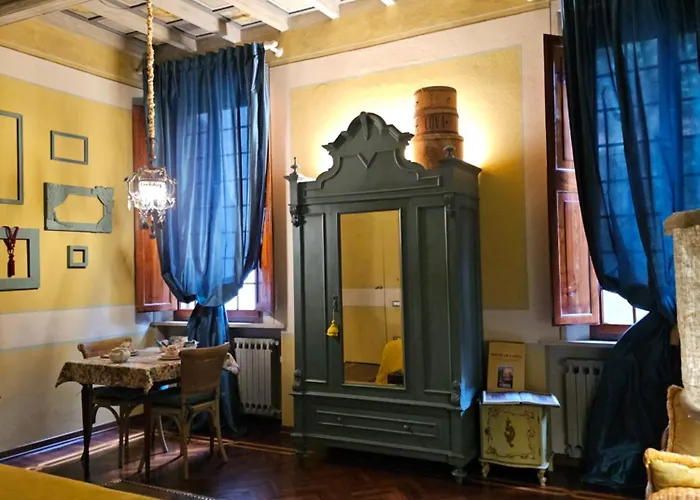 L'ape Regina * Ferrara