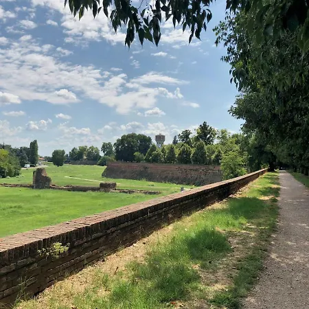 L'ape Regina Διαμέρισμα